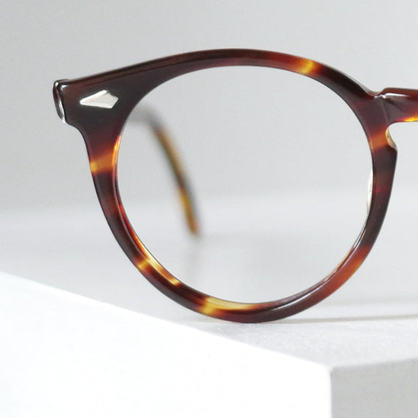1960年代 Liberty社製 フルヴュー2500 アンバー ホーンリム ヴィンテージ眼鏡 フルリムフレーム アメリカ製 デッドストック