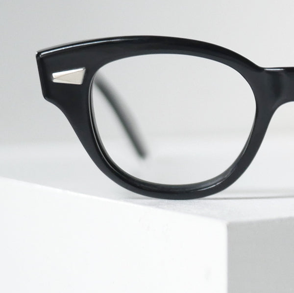 1950〜60年代ヴィンテージ Bausch & Lomb 880 ブラック メガネフレーム 46/19 USA製 デッドストック モダンスタイル