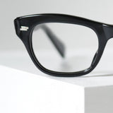 JAN 48/24 1970年代イタリア製ヴィンテージメガネ ウェリントン型ブラックフレーム 