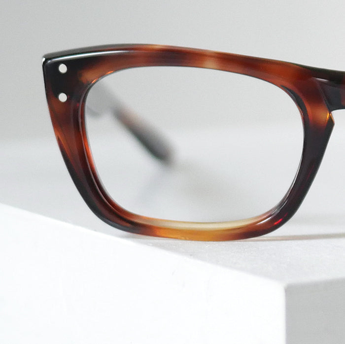 American Optical Ph.D.】1960s ヴィンテージ眼鏡 デミアンバー 極太