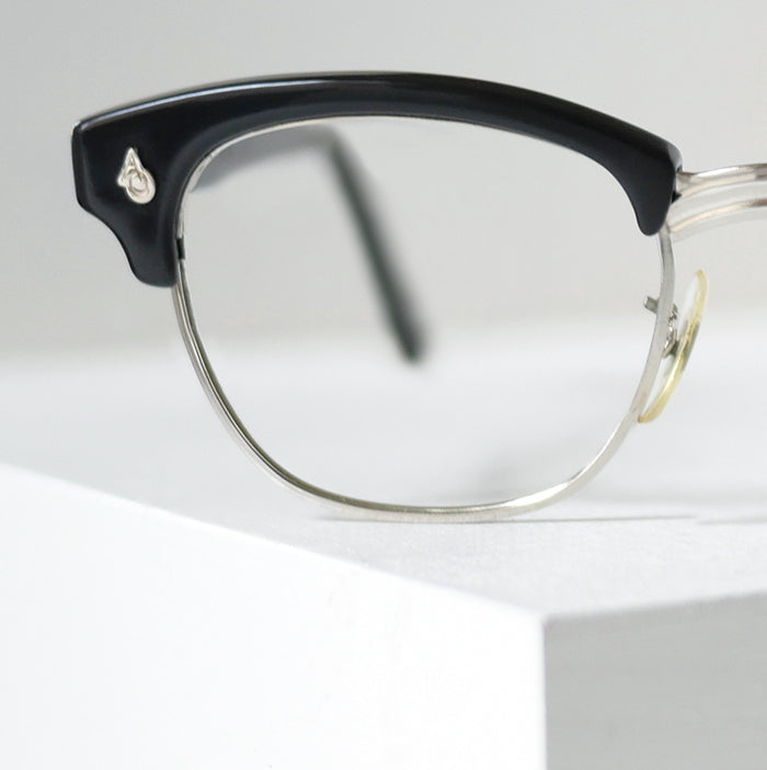 american-optical-vintage-