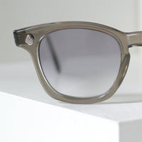 【American Optical】アメリカンオプティカル Z87・セーフティーサングラス スモークグレー 48/22 ヴィンテージ