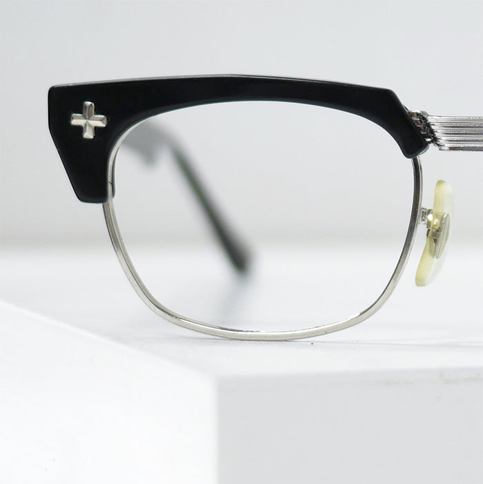 ボシュロム Z87 クロスヒンジ ブラック 46/18 vintage USA ボシュロム B&L ブラック サングラス セーフティー ビンテージメガネ