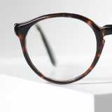 1960年代ヴィンテージ Liberty P5 50/22 ボストン型フレーム べっ甲カラー アメリカ製 アップ画像