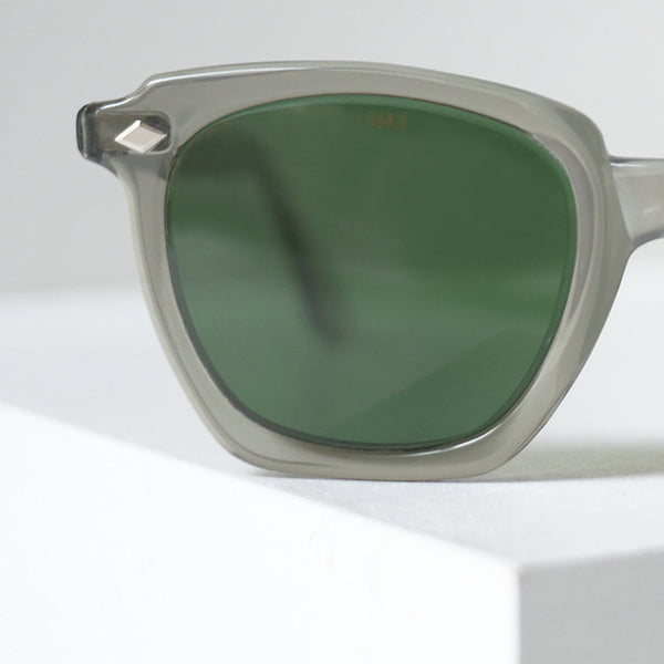 1960年代 ヴィンテージ US Safety PI サングラス グレー ホーンリムウェリントン
