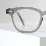 【American Optical】アメリカンオプティカル USS ダイヤ ホーンリム・スモークグレー 44/22 ヴィンテージ