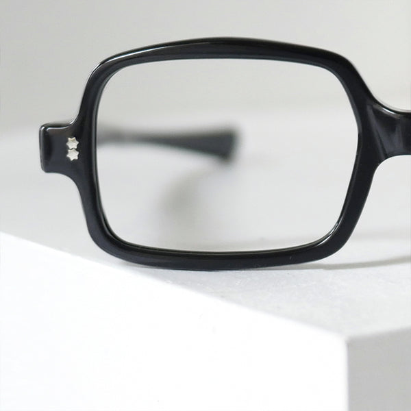 1960年代 フレームフランス製 ヴィンテージスクエアメガネ ブラック デッドストック