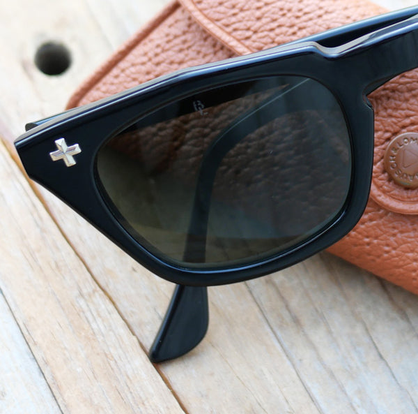 Bausch & Lomb B&L Vintage eyeglasses black sunglasses