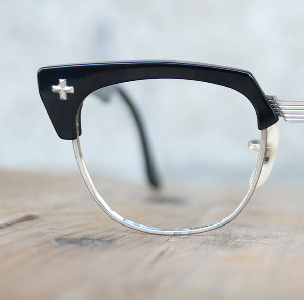 Bausch & Lomb B&L Vintage eyeglasses black browline